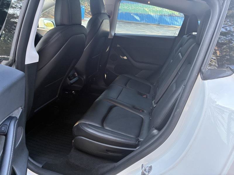 Used 2022 Tesla Model Y Long Range AWD/4WD image 20