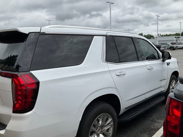 Used 2023 GMC Yukon Denali AWD/4WD image 5