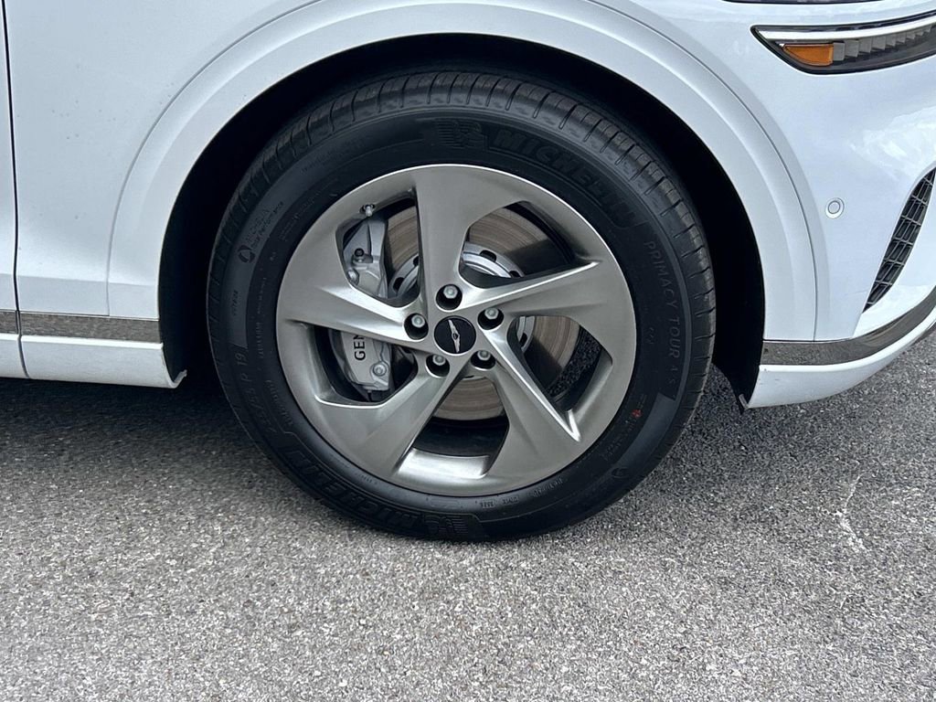 New 2026 Genesis GV70 2.5T Advanced image 9