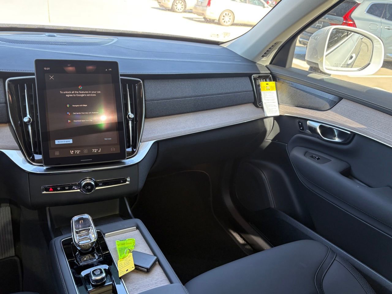 New 2026 Volvo XC90 T8 Plus w/ Protection Package Premier image 13