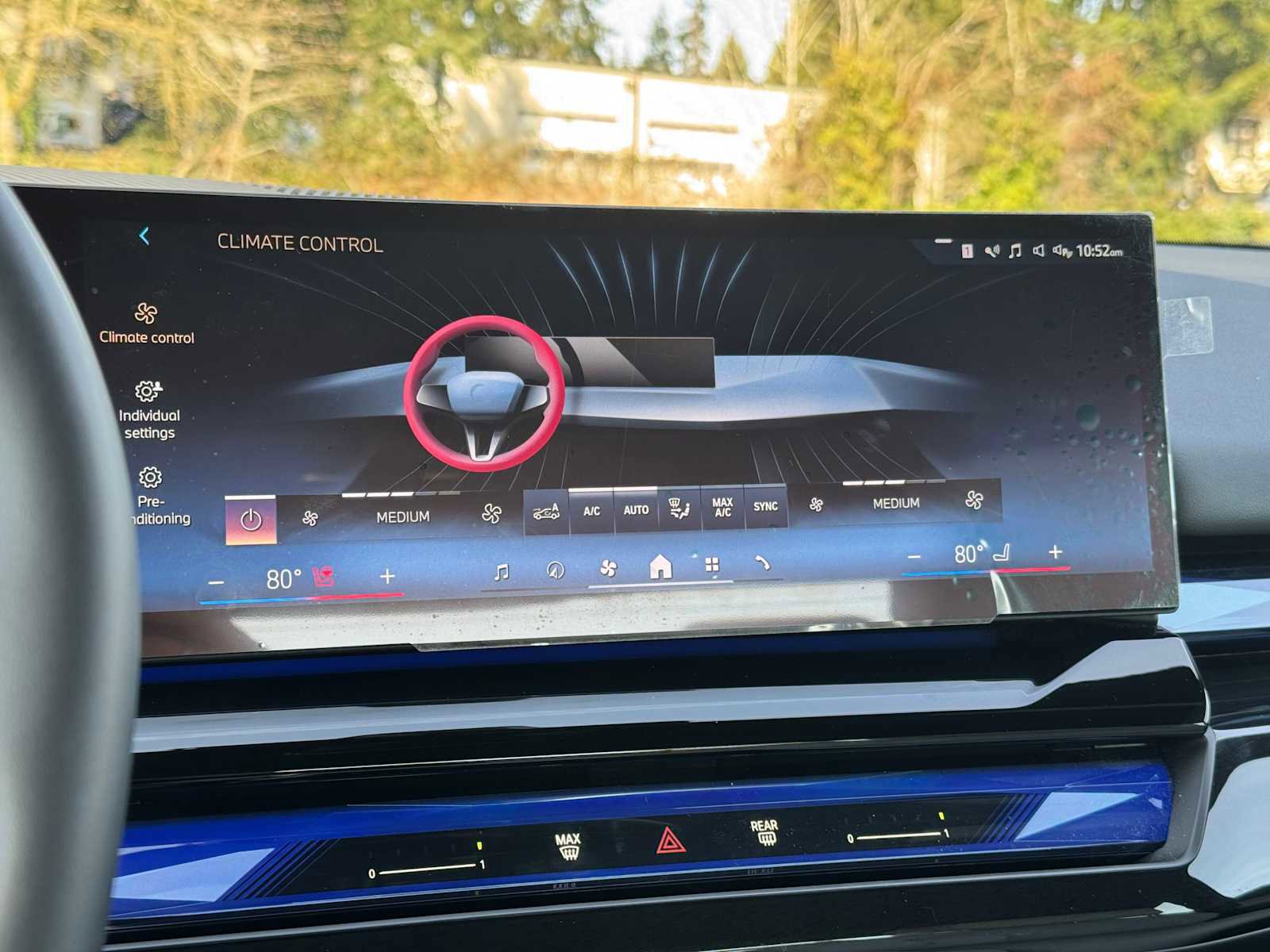 Used 2025 BMW i5 xDrive40 w/ Premium Package image 25