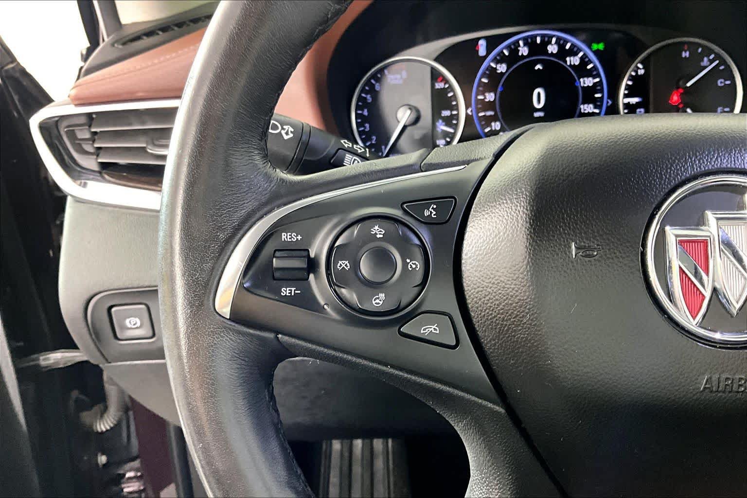 Used 2020 Buick Enclave Avenir w/ Avenir Technology Package AWD/4WD image 23