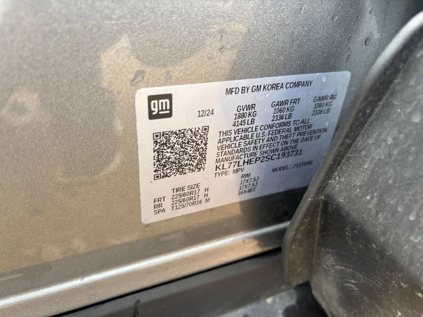 Used 2025 Chevrolet Trax LT FWD image 23