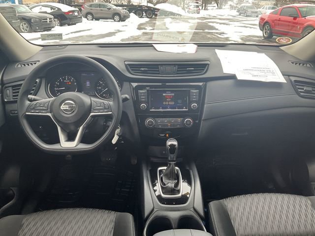 Used 2018 Nissan Rogue S image 10