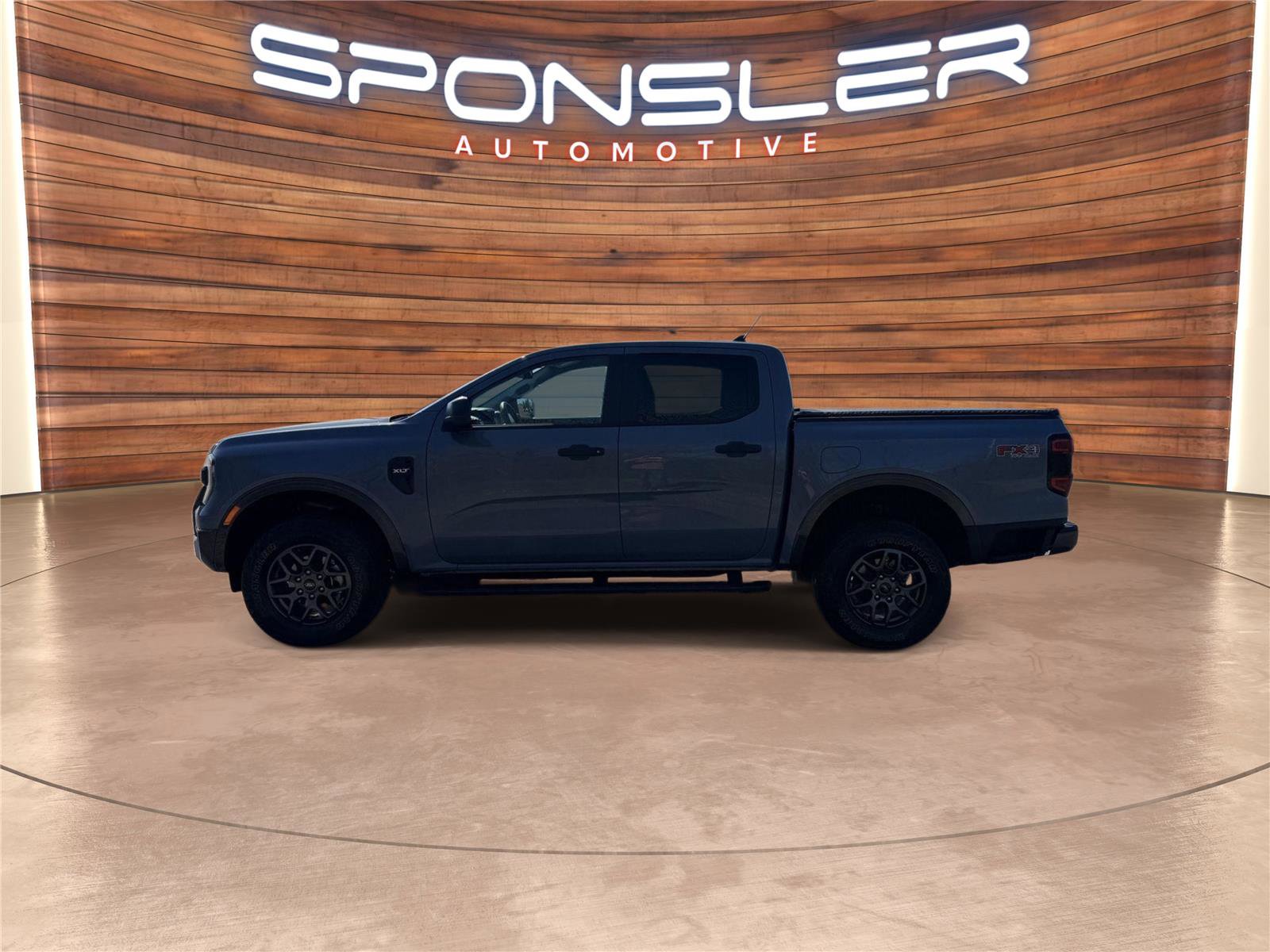 Used 2024 Ford Ranger XLT w/ FX4 Off-Road Package image 2