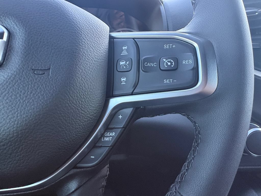 New 2026 RAM 1500 Big Horn AWD/4WD image 14