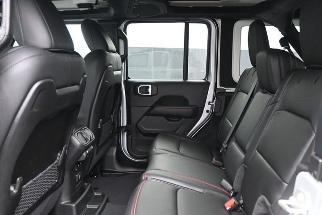 Used 2024 Jeep Wrangler Unlimited Rubicon w/ Capability Package AWD/4WD image 11