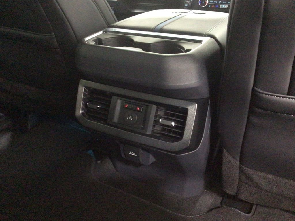New 2026 Ford F250 Platinum image 39