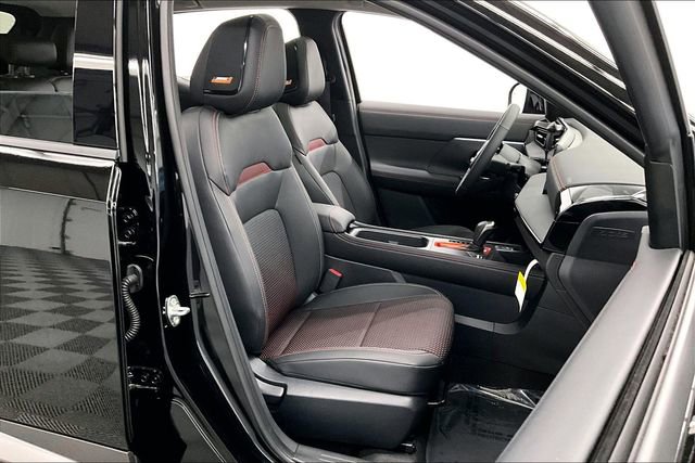 New 2026 Nissan Kicks SR w/ SR Premium Package image 36