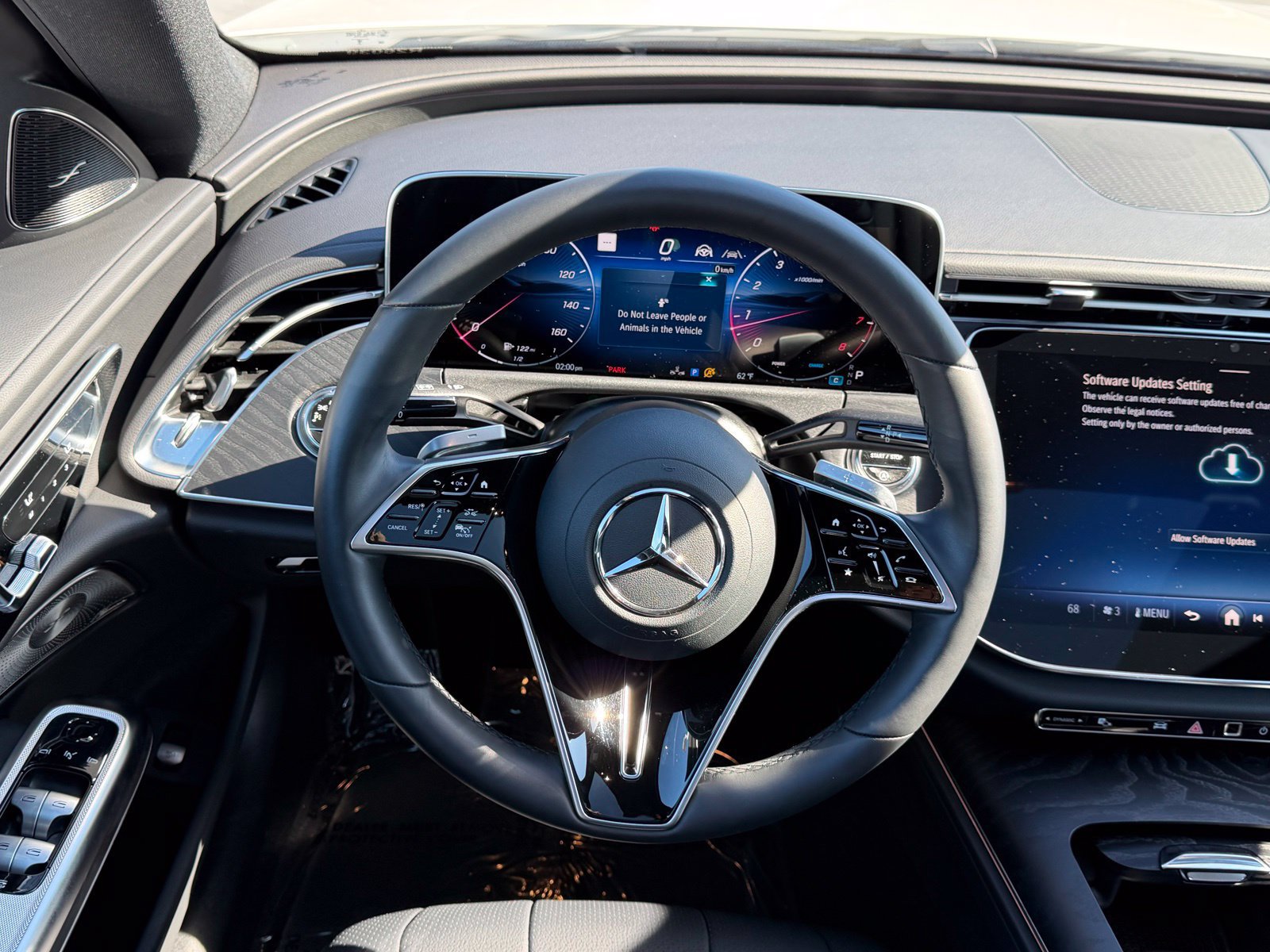 Used 2026 Mercedes-Benz E 350 4MATIC Sedan image 22