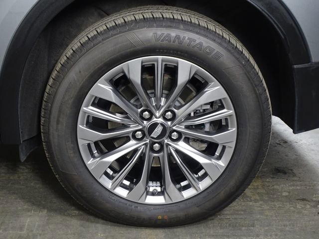 Used 2024 Cadillac XT4 Premium Luxury AWD/4WD image 44
