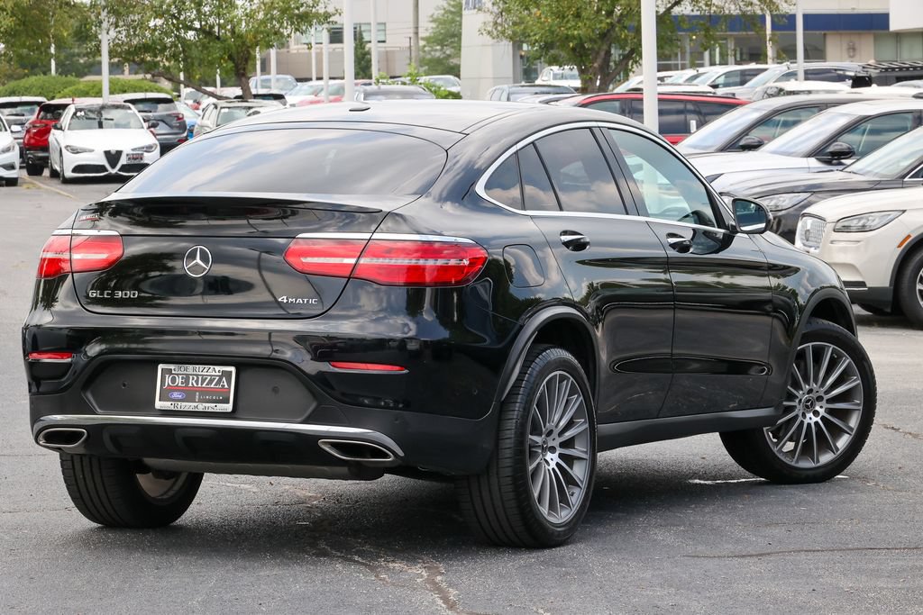 Used 2019 Mercedes-Benz GLC 300 4MATIC Coupe image 3