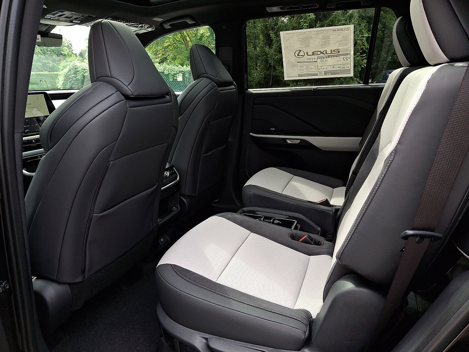 New 2026 Lexus TX 500h AWD w/ Technology Package image 5