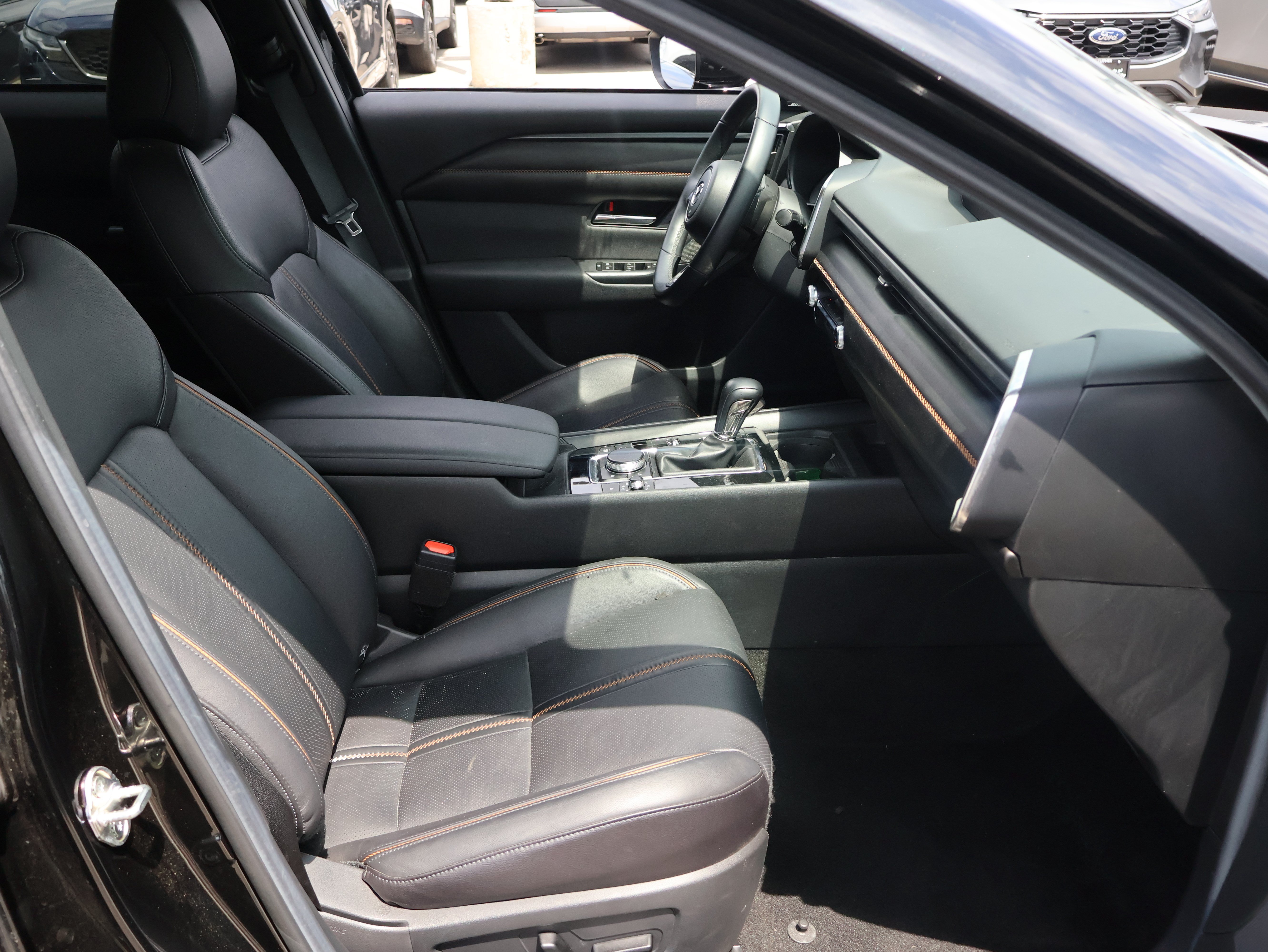 Used 2025 MAZDA CX-50 AWD 2.5 S w/ Premium Plus Pkg image 8