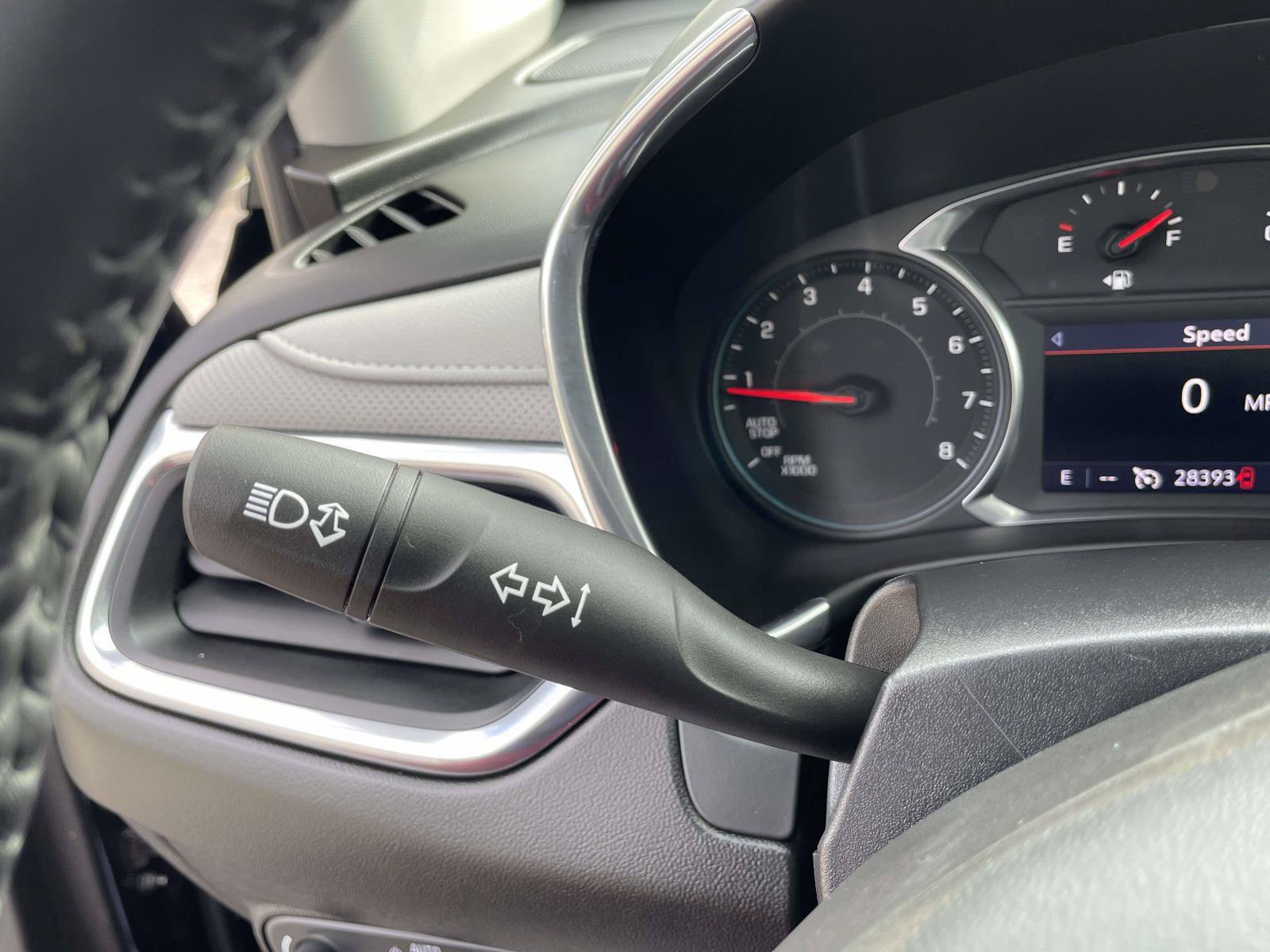 Used 2019 Chevrolet Equinox Premier FWD image 27