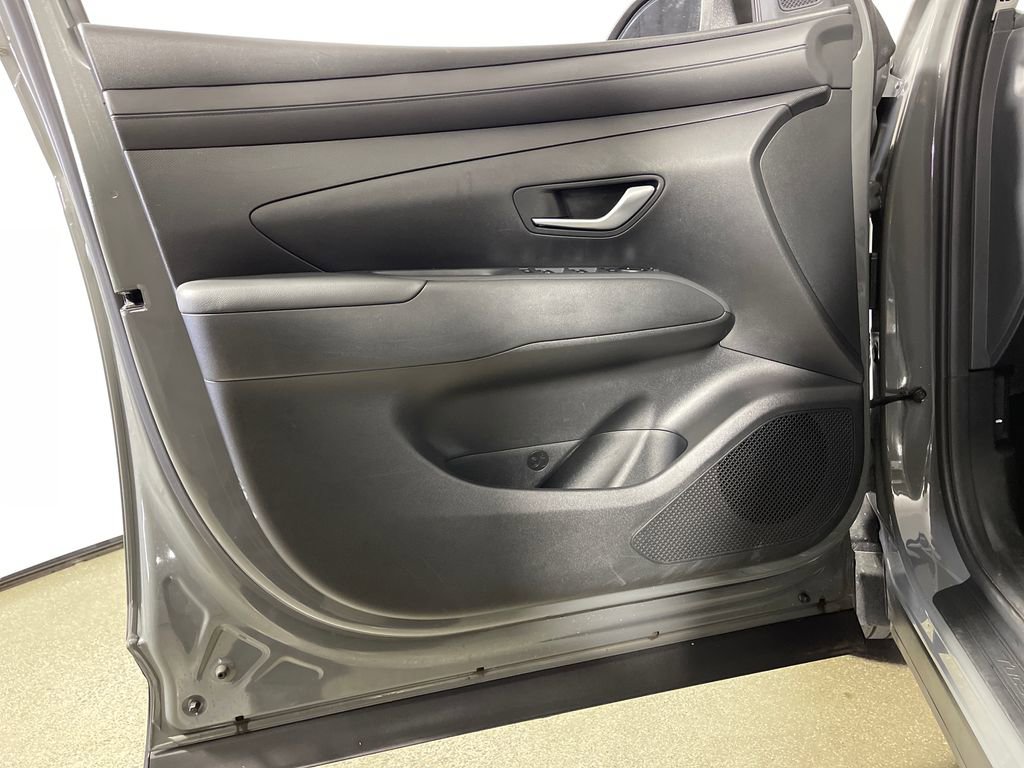 Certified 2025 Hyundai Tucson SEL FWD image 19