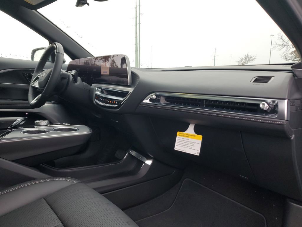 New 2026 Cadillac Lyriq Premium Sport image 31