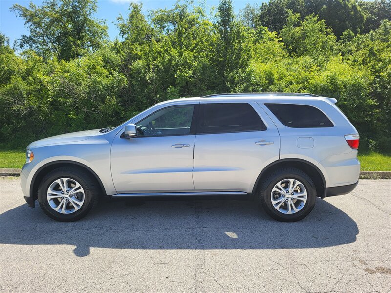 Used 2012 Dodge Durango Crew AWD/4WD image 3