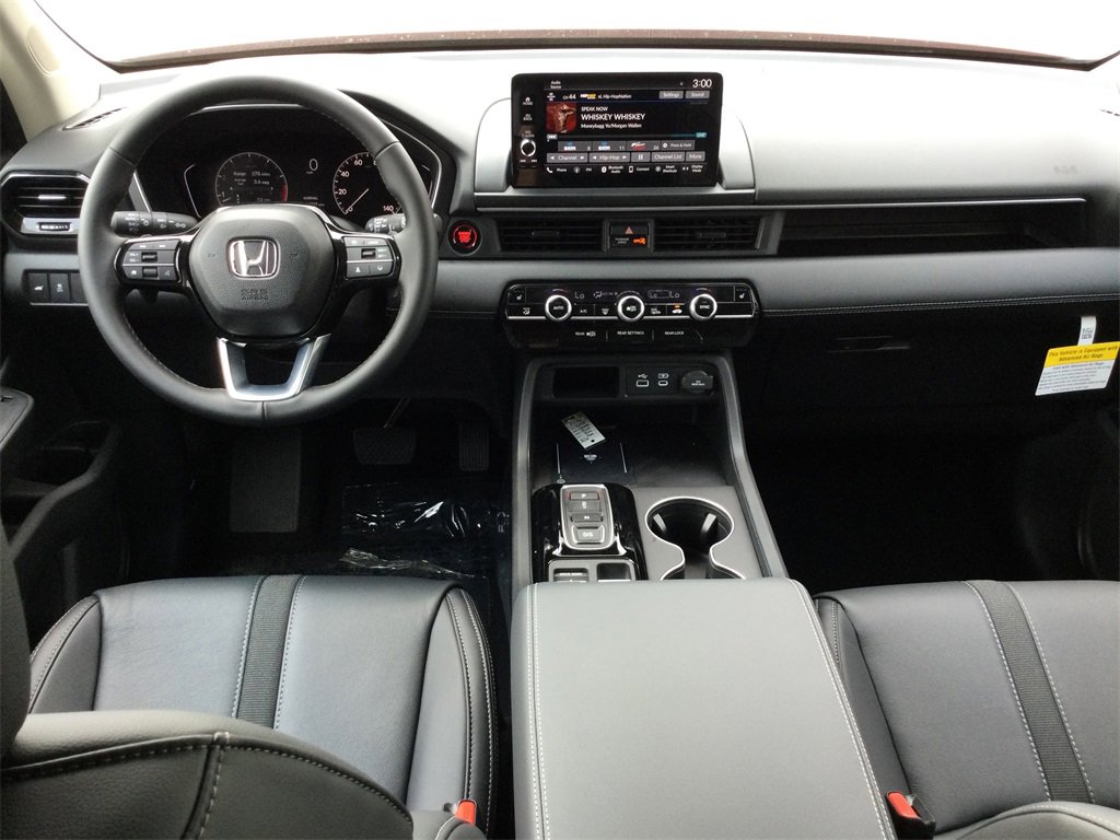 New 2025 Honda Pilot EX-L image 13