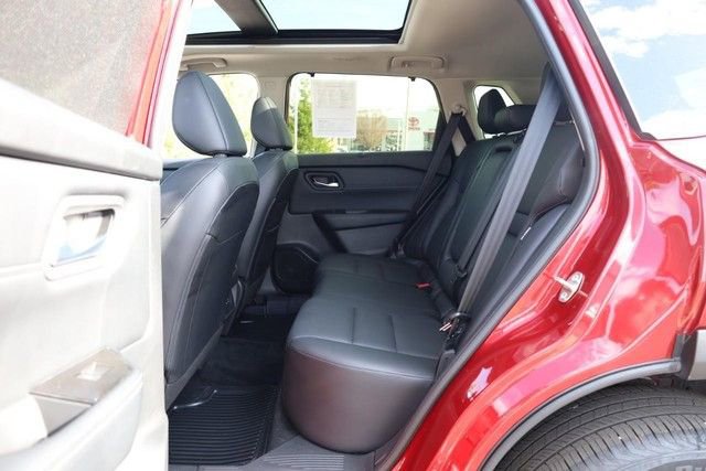 Certified 2025 Nissan Rogue SV w/ SV Premium Package FWD image 24