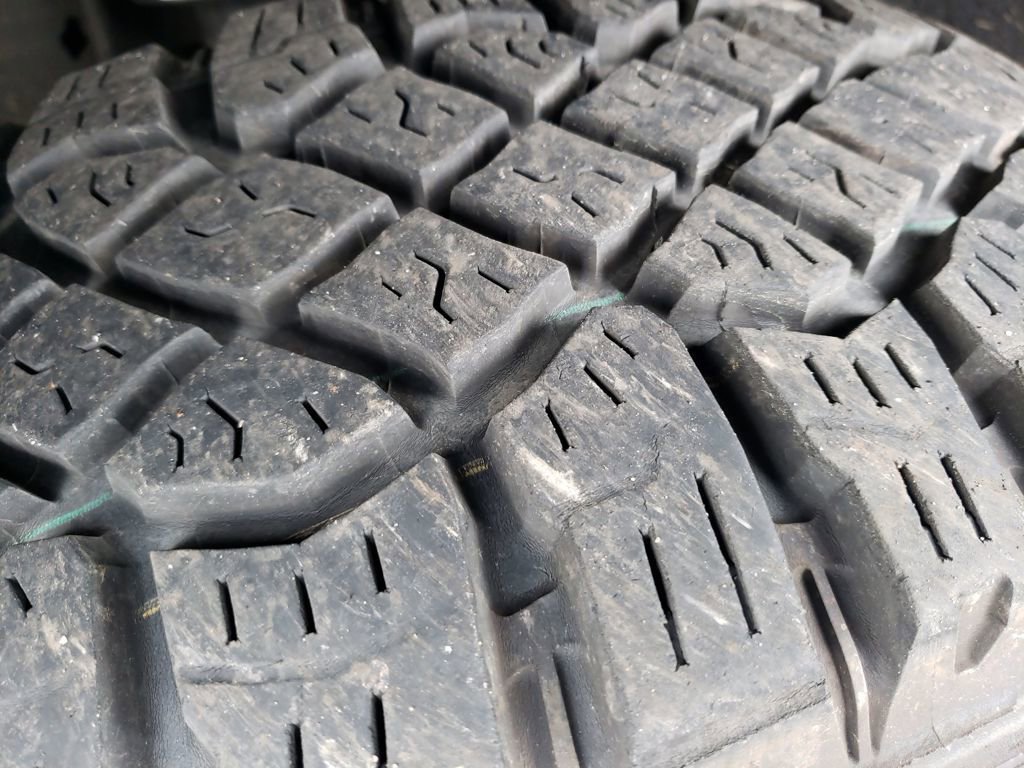 Used 2025 Chevrolet Silverado 1500 ZR2 w/ Technology Package image 28