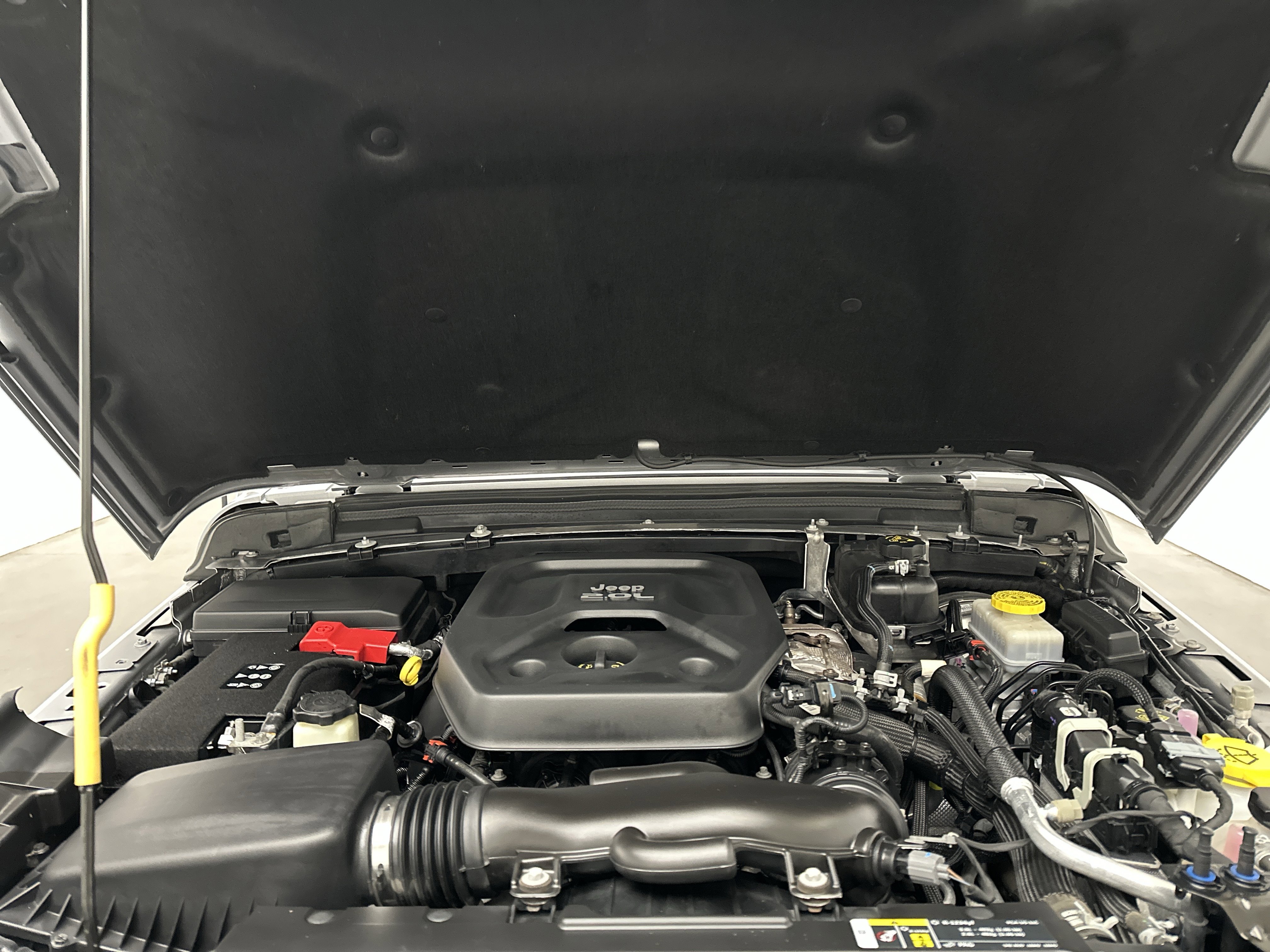 Used 2018 Jeep Wrangler Unlimited Sahara image 39