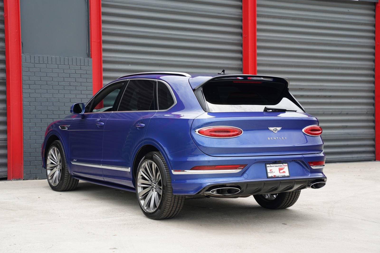 Used 2021 Bentley Bentayga Speed AWD/4WD image 17
