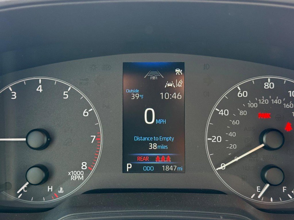 Certified 2025 Toyota Corolla Cross LE image 21