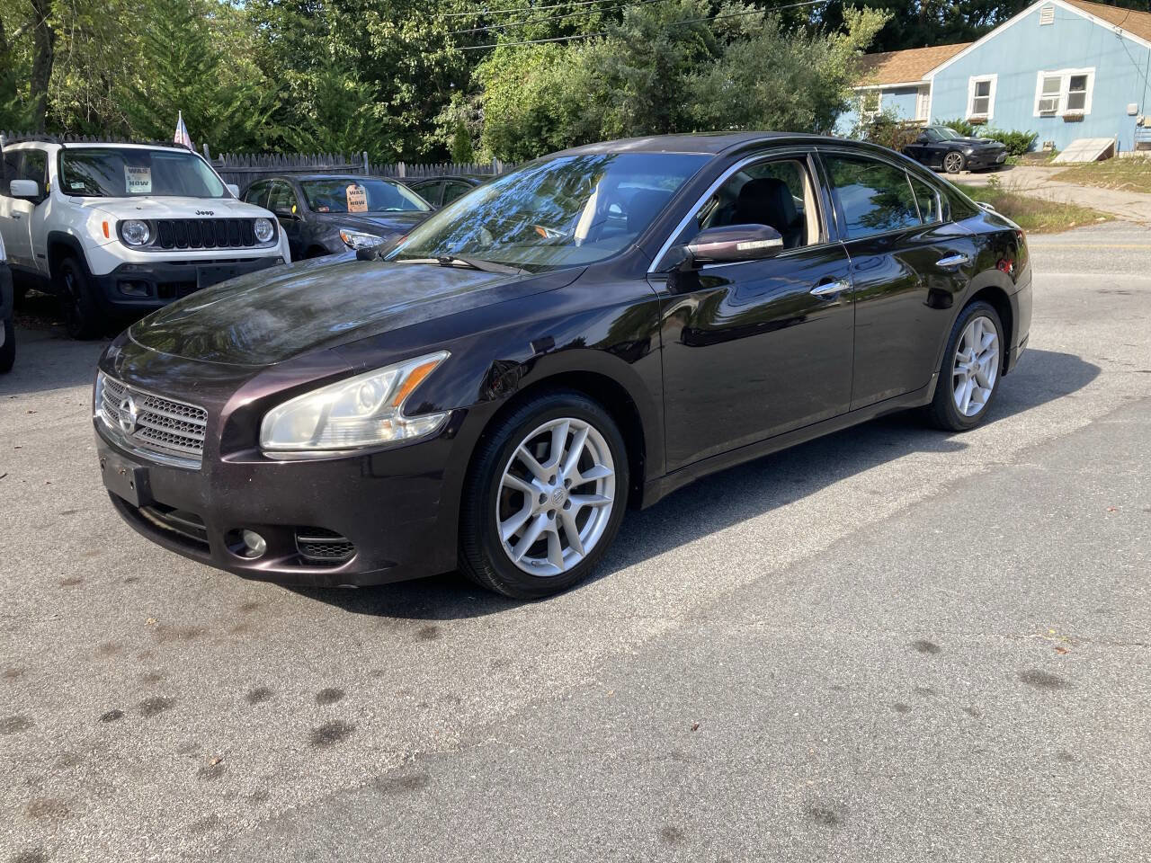 Used 2010 Nissan Maxima 3.5 SV w/ Monitor Pkg image 3