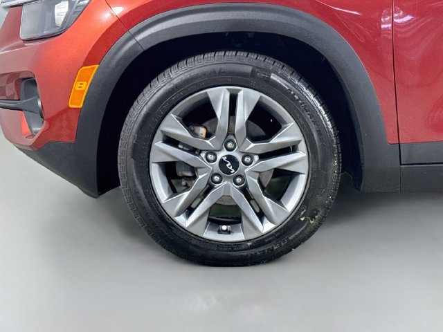 Used 2022 Kia Seltos S FWD image 37