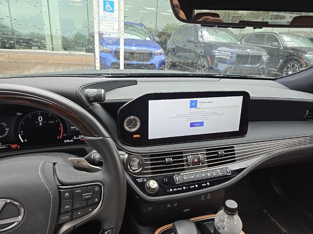Used 2024 Lexus LS 500 AWD w/ Interior Upgrade Package image 10