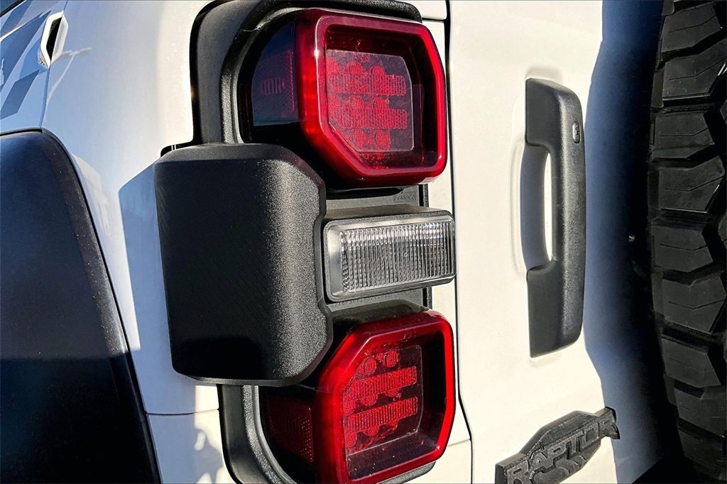 Used 2023 Ford Bronco Raptor image 32