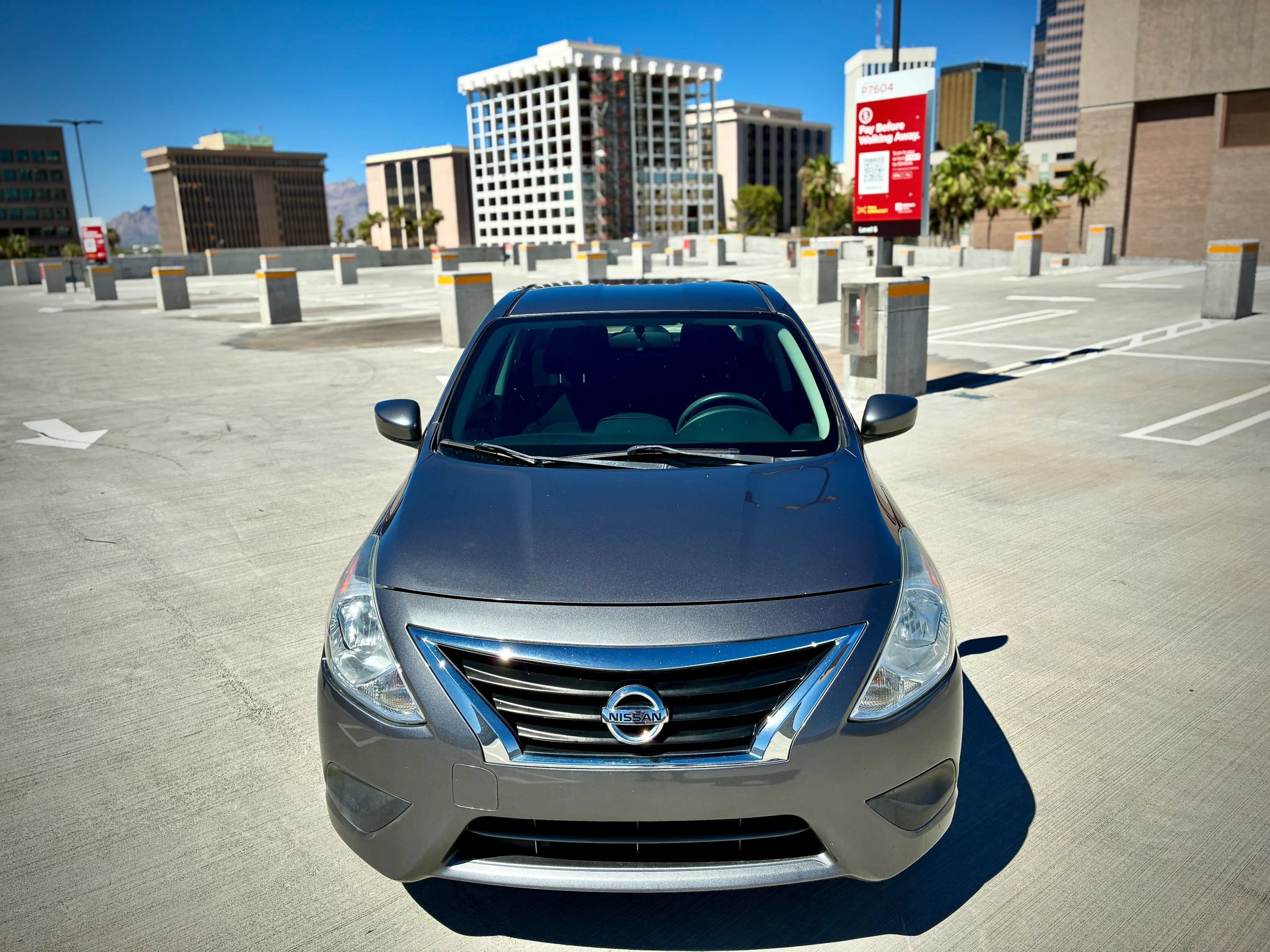 Used 2018 Nissan Versa S FWD image 1