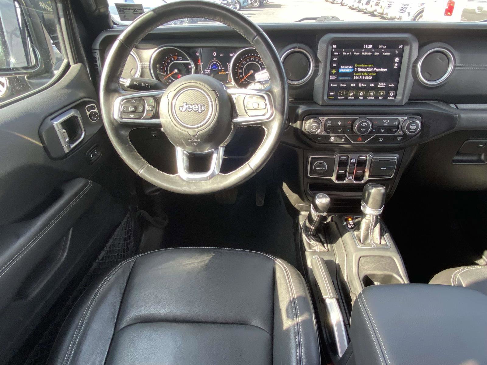 Used 2020 Jeep Wrangler Unlimited Sahara image 9