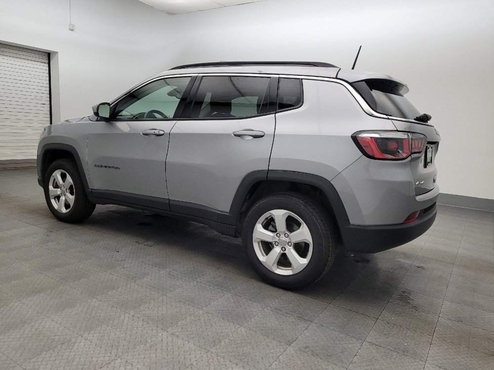 Used 2018 Jeep Compass Latitude image 3