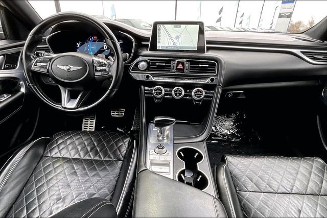 Certified 2021 Genesis G70 3.3T image 15