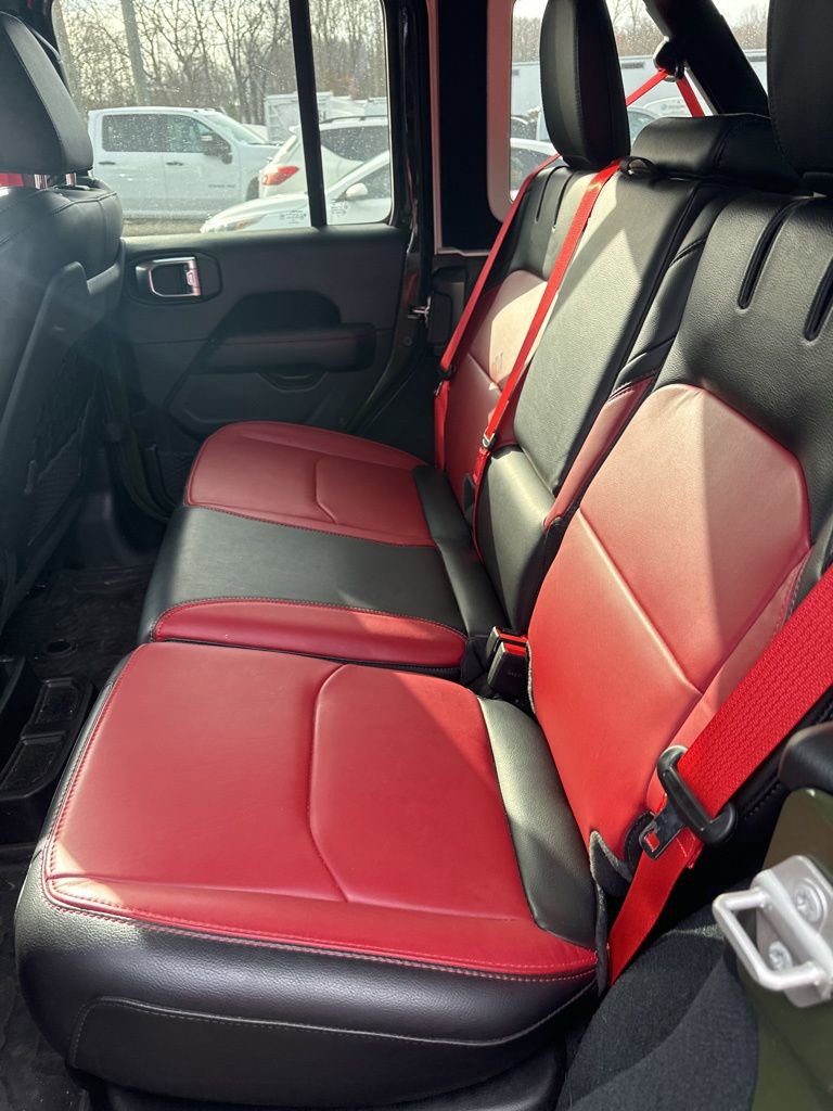 Used 2023 Jeep Wrangler Unlimited Rubicon 4xe image 15