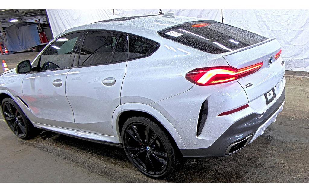 Used 2021 BMW X6 M50i w/ Executive Package AWD/4WD image 3
