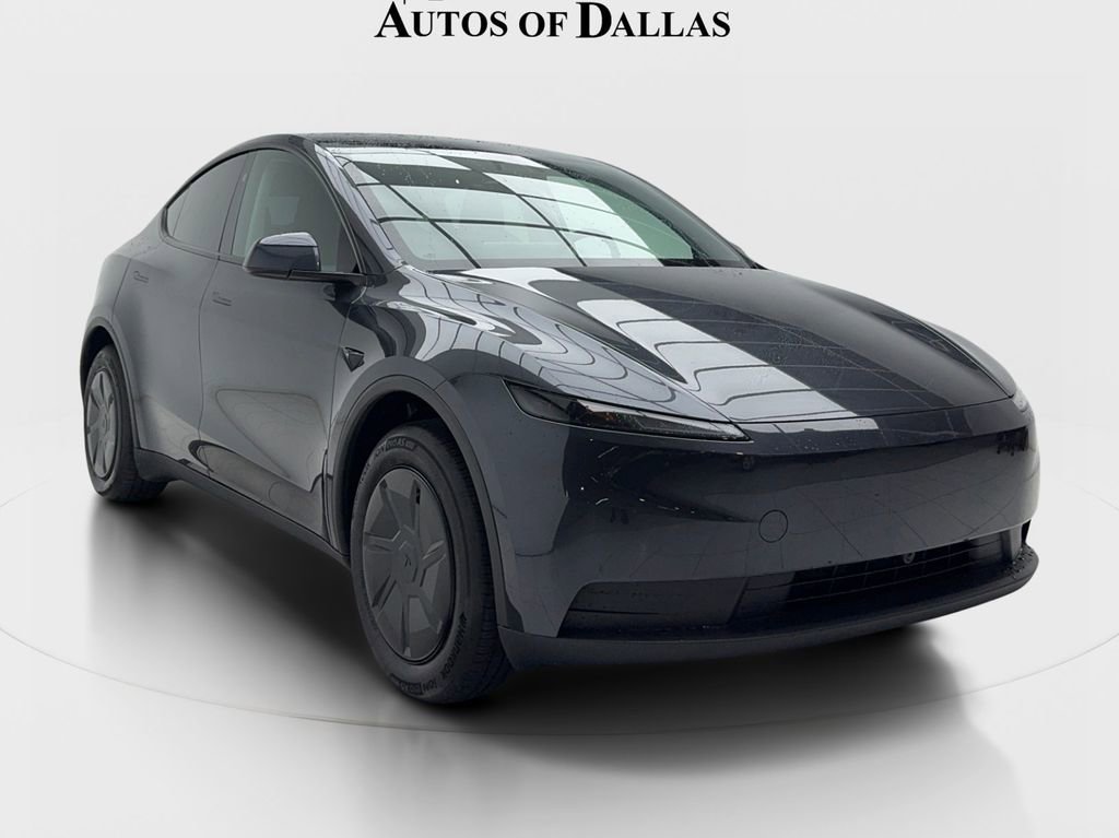 Used 2026 Tesla Model Y 2WD image 2