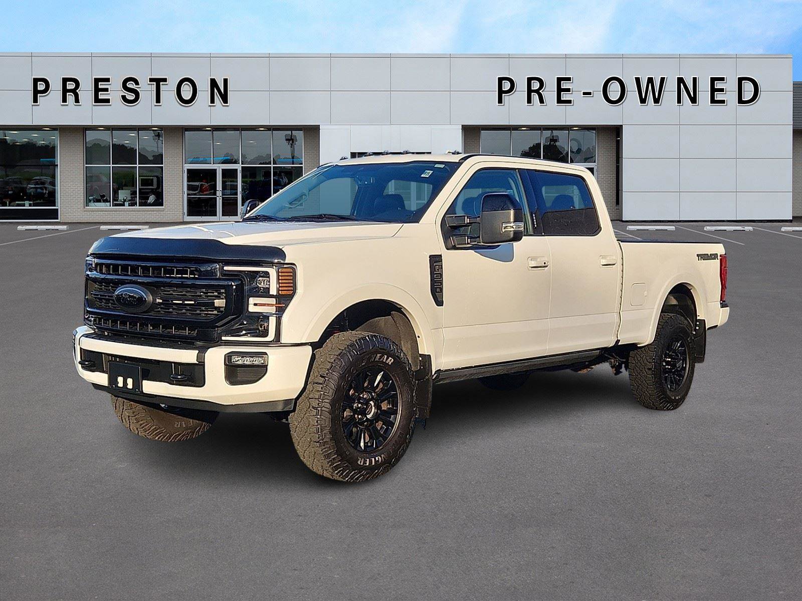 Used 2021 Ford F350 Lariat image 1