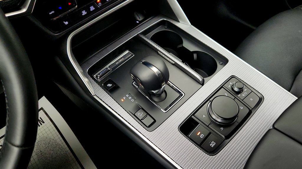 Used 2025 MAZDA CX-70 Plug-In Hybrid w/ Premium Pkg image 17