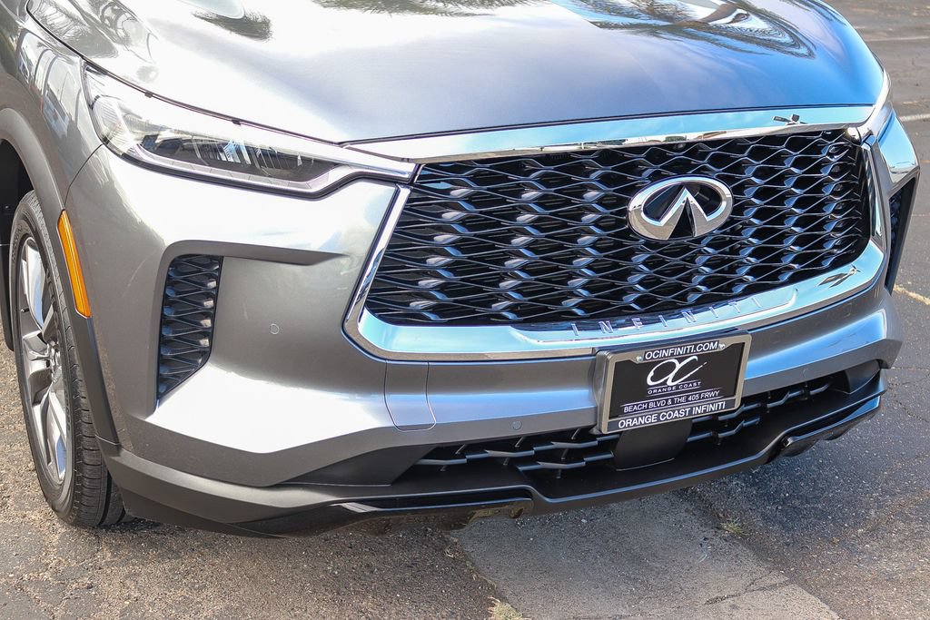 Certified 2023 INFINITI QX60 Luxe w/ Cargo Package FWD image 9