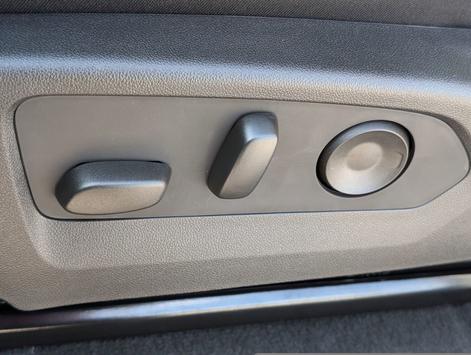 New 2025 Chevrolet Colorado LT w/ Advanced Trailering Package image 17