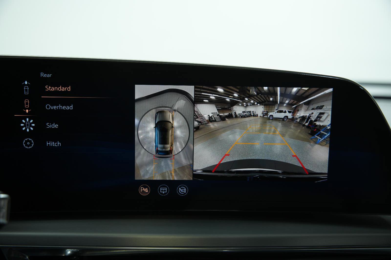 Used 2024 Cadillac Lyriq Luxury image 37