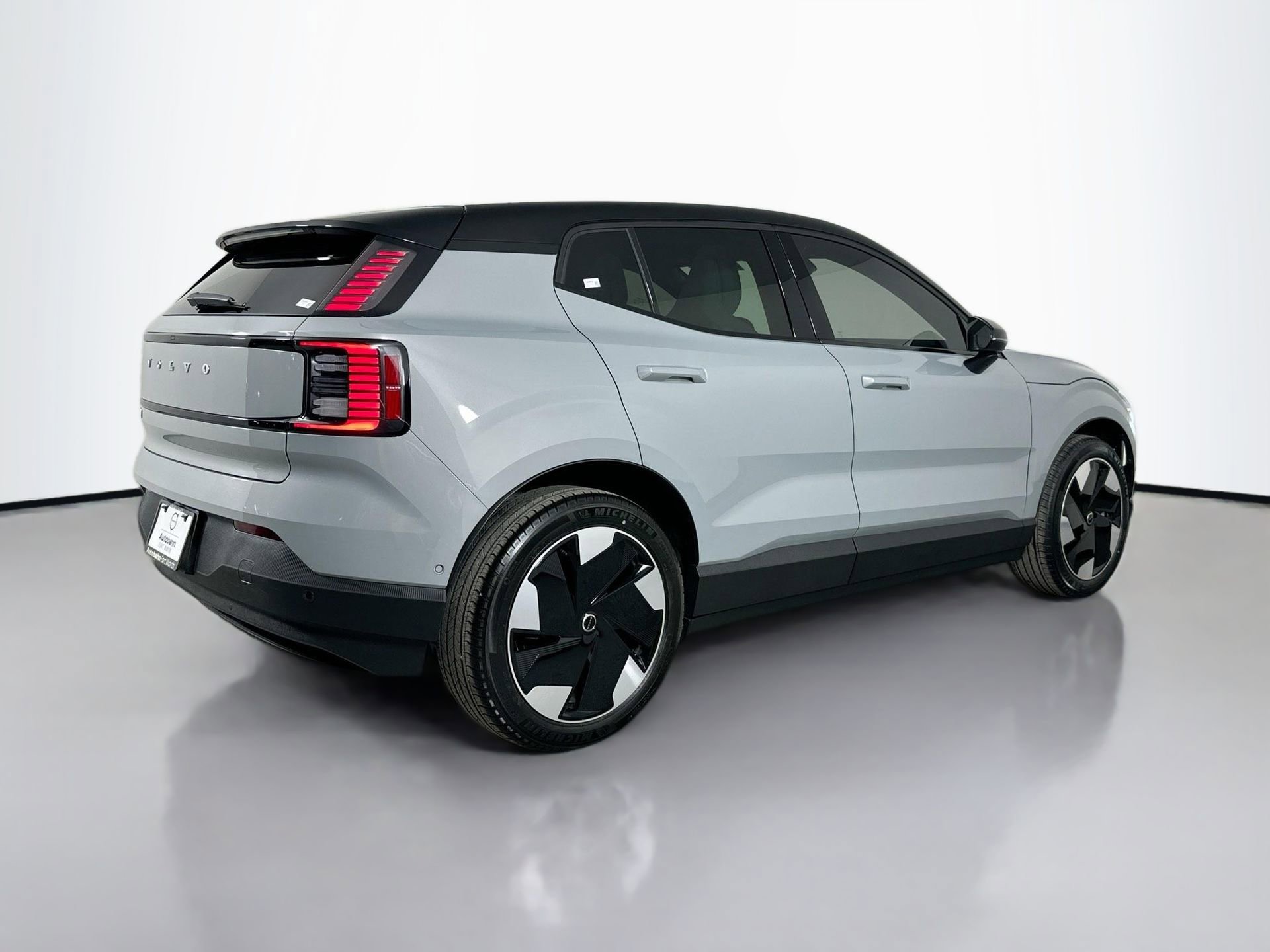 New 2026 Volvo EX30 Ultra w/ Protection Package Premier AWD/4WD image 5