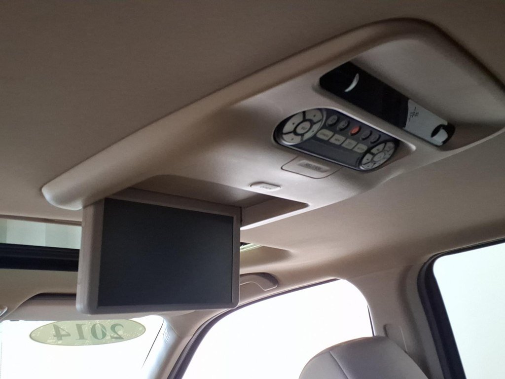 Used 2014 Honda Pilot 4WD Touring w/ RES image 21