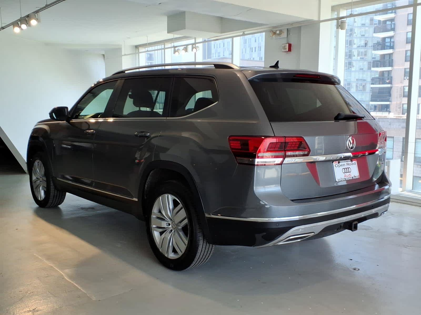 Used 2019 Volkswagen Atlas SEL AWD/4WD image 6