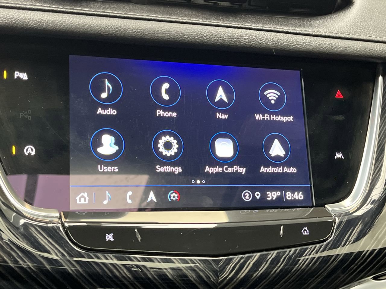 Certified 2025 Cadillac XT6 Premium Luxury AWD/4WD image 22