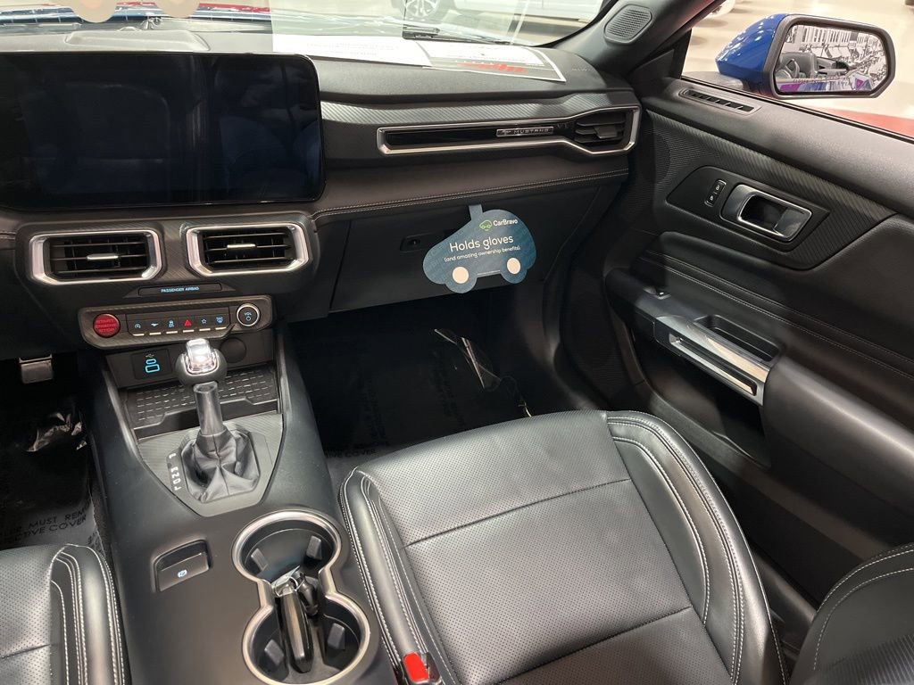 Used 2024 Ford Mustang Premium image 15