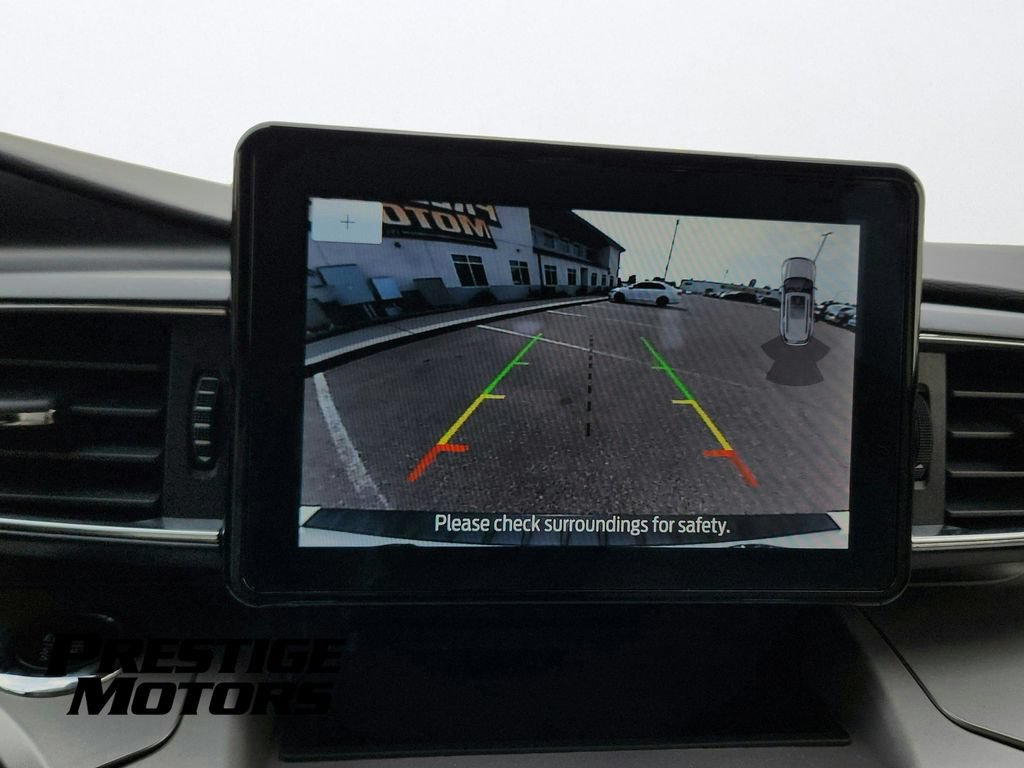 Used 2022 Ford Explorer XLT w/ Equipment Group 202A AWD/4WD image 21